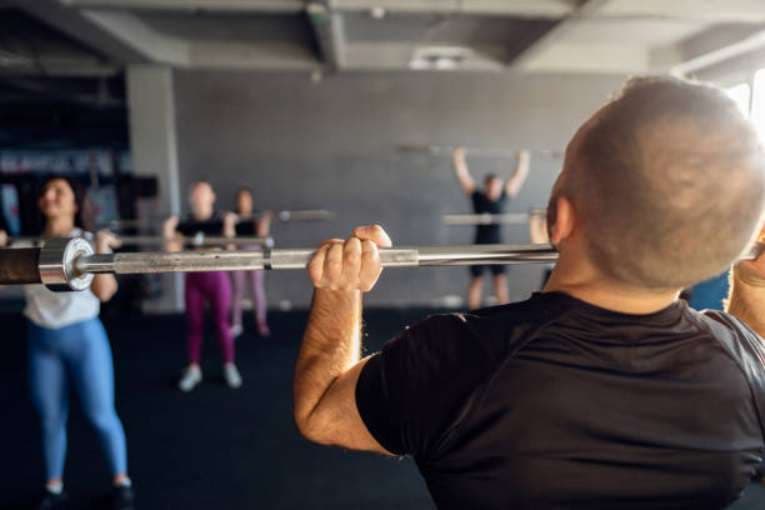 Family Fit Garage - Ania Zych - treningi personalne – Trening Siłowy Prądnik Czerwony Dla Seniorów
